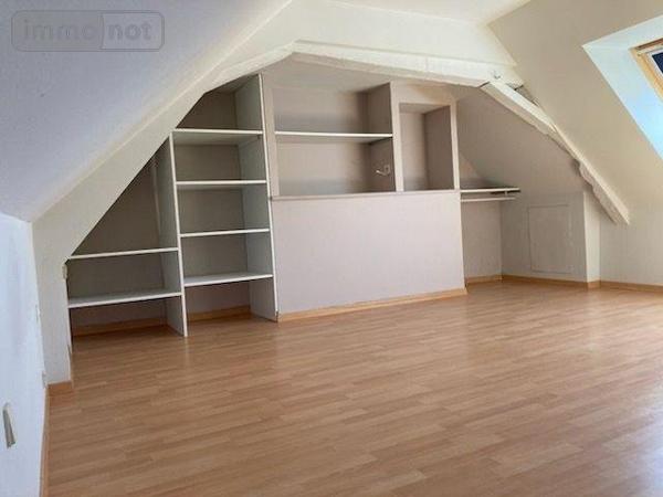 Maison à louer à Quelaines-Saint-Gault en Mayenne (53360), ref : 53034-63