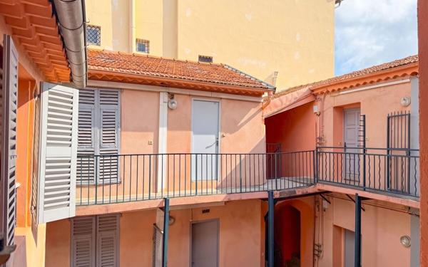 Appartement à vendre    1 pièce • 20,33 m2 Nice
