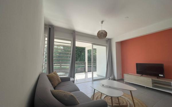 Appartement à louer    2 pièces •  Cayenne