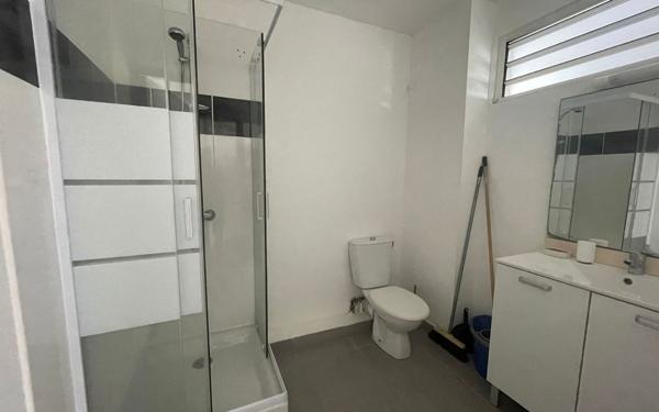 Appartement à louer    2 pièces •  Cayenne