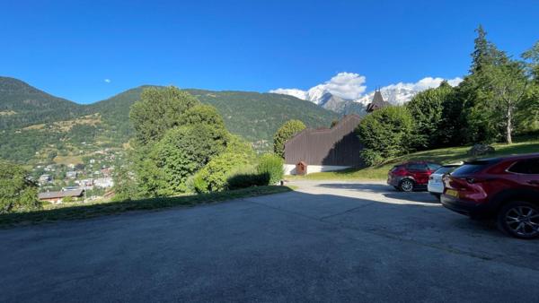 Appartement T2 rénové 57,96 m² - Terrasse Vue Mont-Blanc