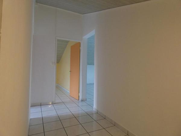 97430 Le Tampon bras de pontho  maison T6 env 162 m2 sur 208 m² terrain