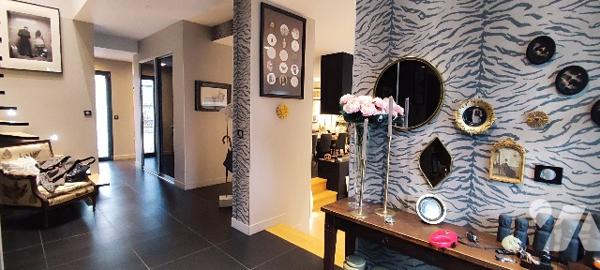 Villa contemporaine d'exception de 212m² avec sous-sol et jardin à STELLA-PLAGE