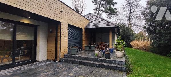 Villa contemporaine d'exception de 212m² avec sous-sol et jardin à STELLA-PLAGE