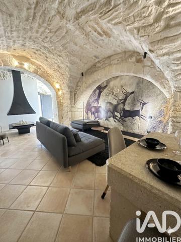 Maison à vendre 10 pièces 221 m² Junas