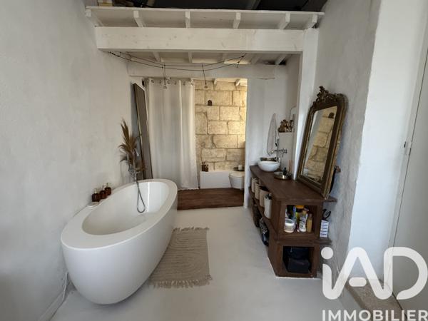 Maison à vendre 10 pièces 221 m² Junas