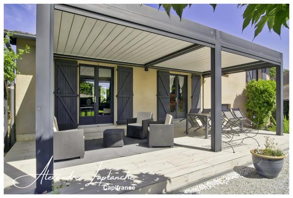 Dpt Tarn et Garonne (82), Maison à vendre 4 pièces avec jardin, garage et pergola bioclimatique à SAINT ETIENNE DE TULMONT.