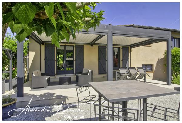 Dpt Tarn et Garonne (82), Maison à vendre 4 pièces avec jardin, garage et pergola bioclimatique à SAINT ETIENNE DE TULMONT.