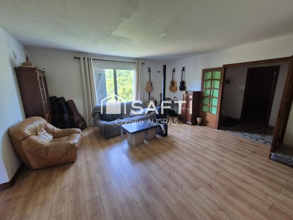 Maison de 236 m² sur un terrain de 2181m².