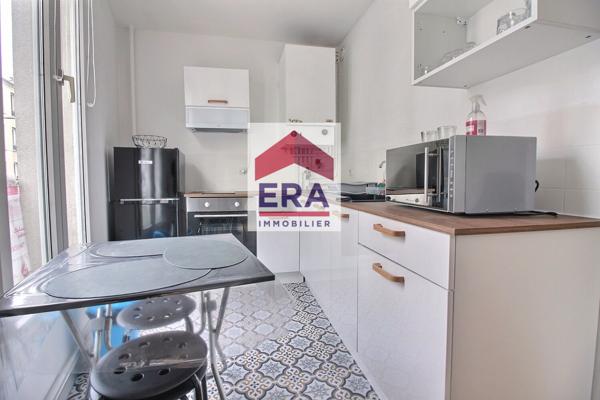 Appartement Saint Ouen Sur Seine 1 pièce(s) 27.6 m2