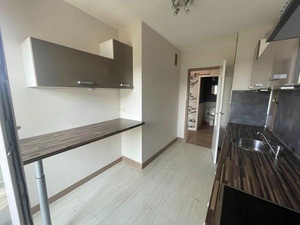 A LOUER APPRTEMENT TYPE 3 56.67 M2 VUE MER PROCHE TOUR TANGUY/PORTE JEAN BART