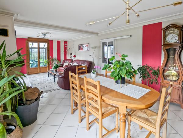 Laval (53000) MAISON GRAND TERRAIN LAVAL 53000