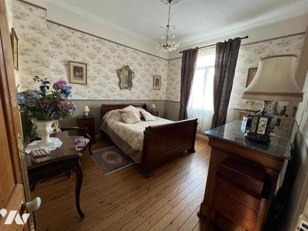 MAISON BOURGEOISE 8 PIECES 190m²