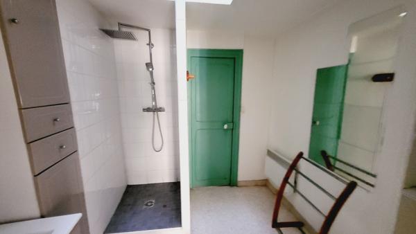 APPARTEMENT AVEC UNE CHAMBRE EN CENTRE VILLE DE CARCASSONNE