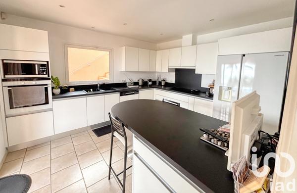 Maison à vendre 8 pièces 245 m² Sainte-Maxime
