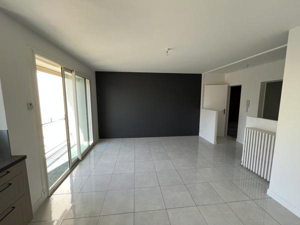 Appartement 3 pièce(s) 2 chambre(s) 61 m²