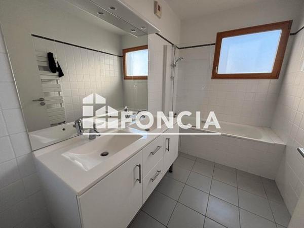 Location Maison 4 pièces 109.1 m² - 5 RUE VICTOR SCHOELCHER Mantes La Ville 78711