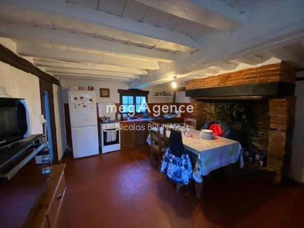 Maison à LES CHAMPEAUX, 61120 - 7 pièces 125m²