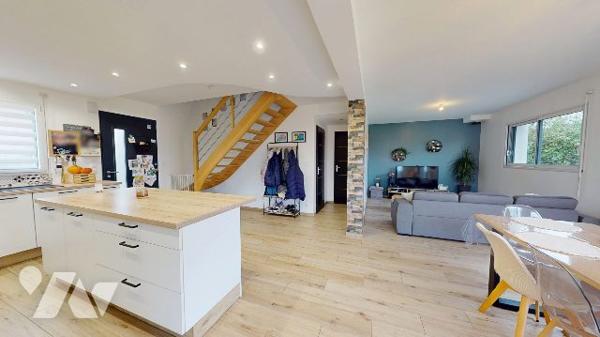 MAISON RÉCENTE - BRICQUEBEC EN COTENTIN