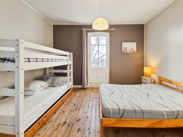 Maison
         3 pièces
        - 56 m² 298 500 € *