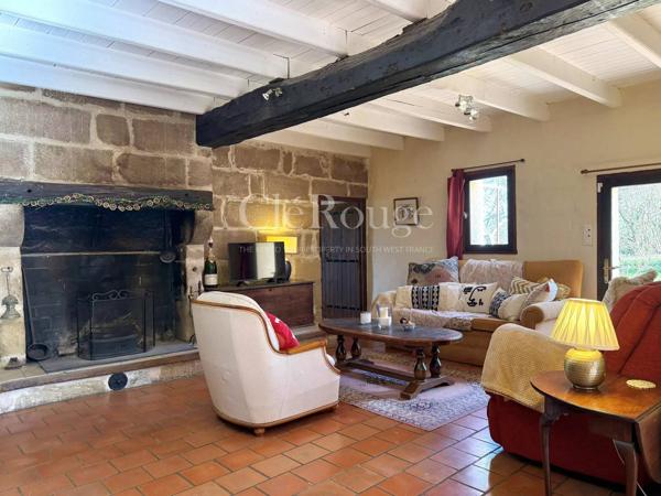 Proche d’Eymet - Charmante propriété en pierre de 5 chambres avec piscine