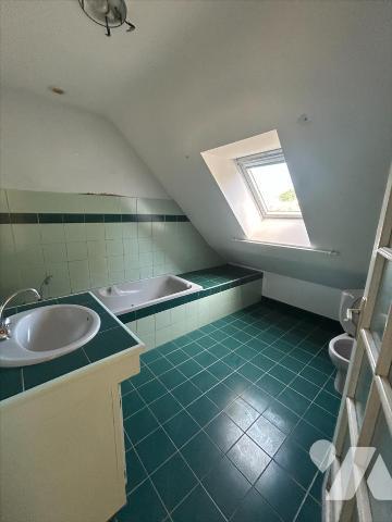 Lorient , maison 3 chs (dont 1 au rdc) , jardin