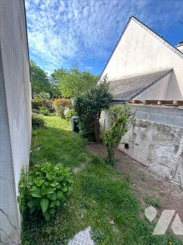Lorient , maison 3 chs (dont 1 au rdc) , jardin
