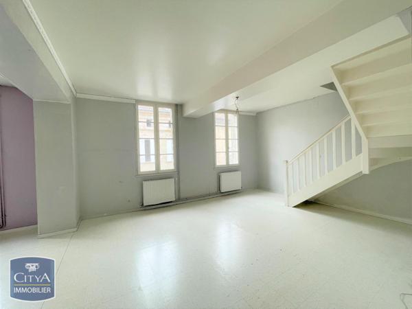 Appartement à louer 3 pièces 79.32m²