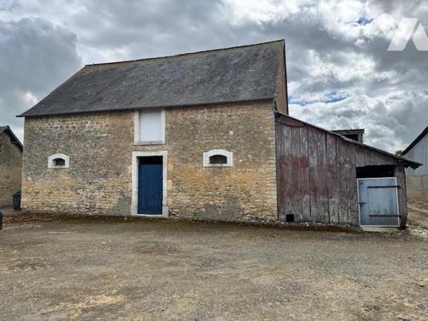 ANCIEN CORPS DE FERME A RESTAURER