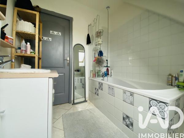 Maison à vendre 5 pièces 89 m² Saint-Lubin-des-Joncherets