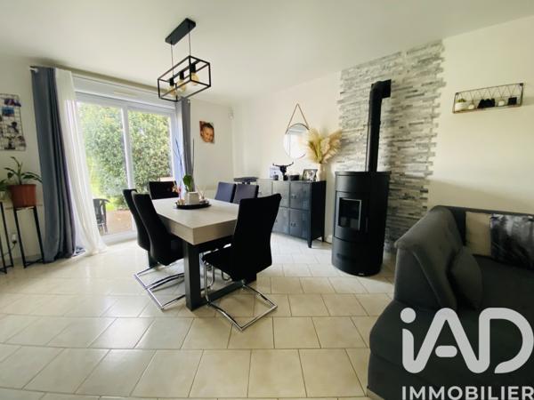 Maison à vendre 5 pièces 89 m² Saint-Lubin-des-Joncherets