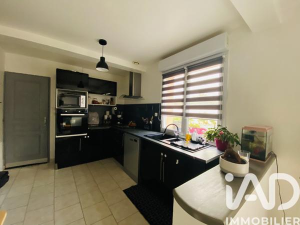 Maison à vendre 5 pièces 89 m² Saint-Lubin-des-Joncherets