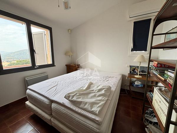 Maison Roquebrune Sur Argens 7 pièce(s) 225 m2