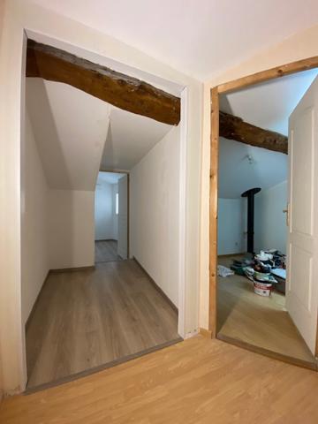 Saint-Romain-de-Benet (17600) Maison de village 2 chambres 6 Pièces 20 mn de ROYAN