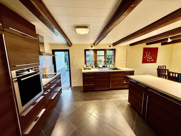 Maison alsacienne rénovée avec grange et dépendances sur 16 ares