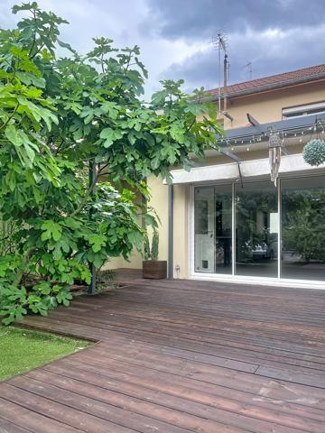 Maison
         3 pièces
        - 75 m² Exclusivité 345 000 € *