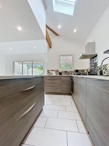 Maison
         3 pièces
        - 75 m² Exclusivité 345 000 € *