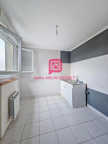 Immeuble avec deux appartements