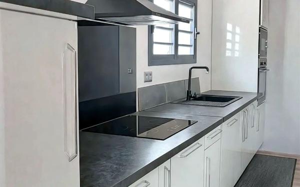 Maison à vendre    7 pièces •  Saint-Paul