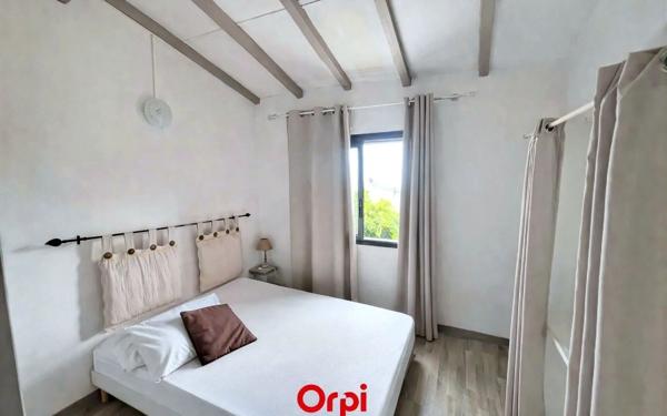 Maison à vendre    7 pièces •  Saint-Paul