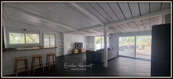 A louer - Maison de type bungalow - 3 pièces avec terrasse, bac à punch et piscine commune