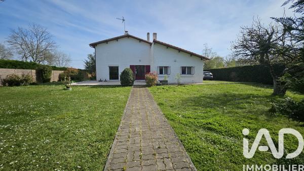 Maison à vendre 6 pièces 141 m² Saujon