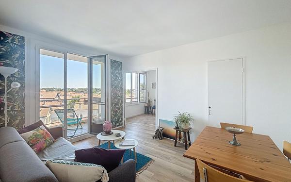 Appartement à vendre    4 pièces • 66 m2 Biarritz