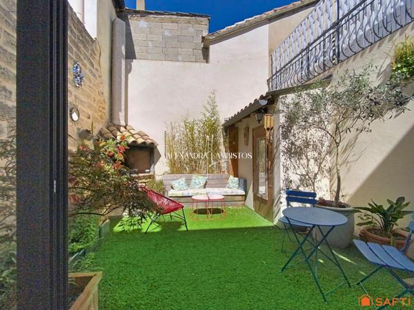 Maison de village avec patio - 4 pièces - 115m²