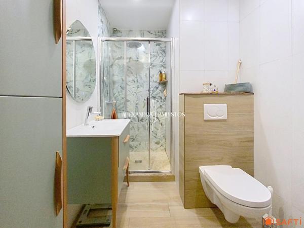 Maison de village avec patio - 4 pièces - 115m²