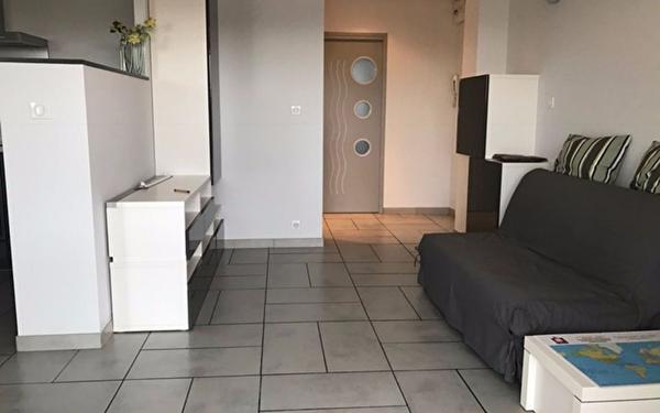 Appartement à louer    2 pièces •  Le Pontet