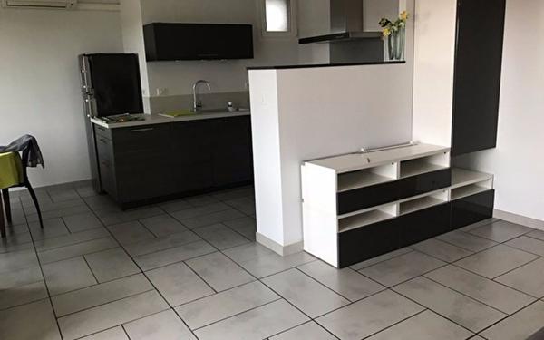 Appartement à louer    2 pièces •  Le Pontet