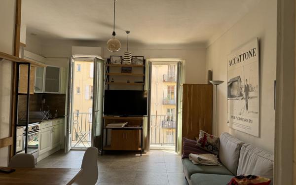 Appartement à louer    3 pièces • 53,42 m2 Nice