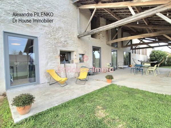 Maison à vendre 12 pièces de 300 m²