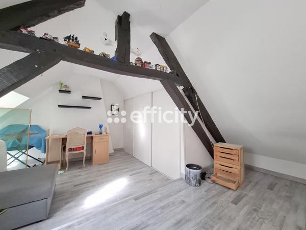 Maison
         7 pièces
        - 133 m² Exclusivité 219 500 € *